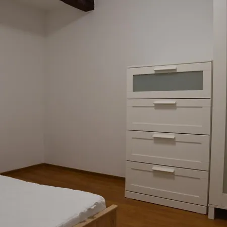 Haus Im Zentrum M - 3 Schlafzimmer Σζομπαθέλι